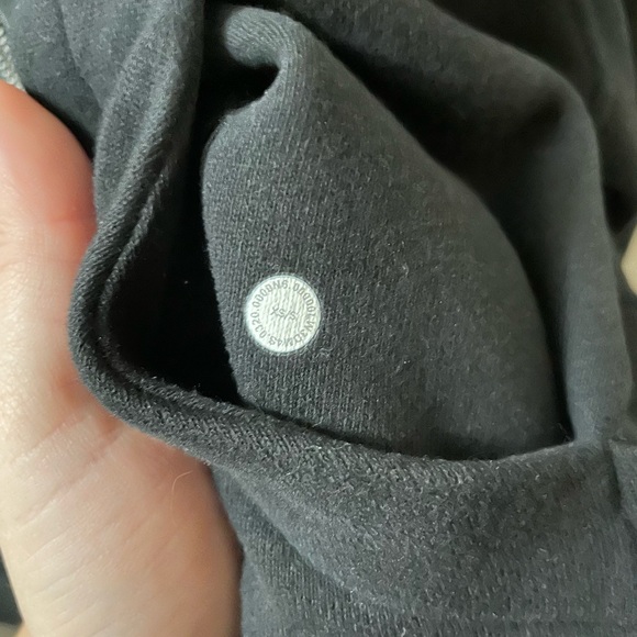 Lululemon Oversized Scuba 1/2 Zip XS/S Black - Picture 2 of 2